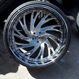 Meet your Posher, Ramiro